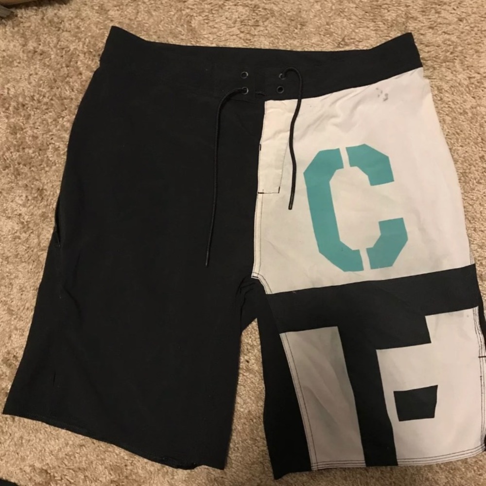 Reebok Crossfit men’s shorts 32”